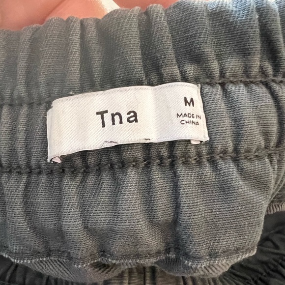 Aritzia | TNA Alix Pant in Dark Eclipse - Size Medium - Picture 5 of 5